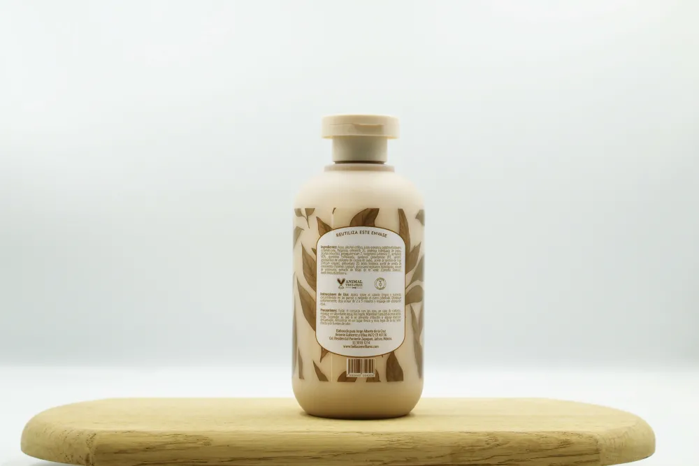 Cabello*BELLA CAMELLIA DUO DE TRATAMIENTO ACONDICIONADOR EQUILIBRANTE Y REVITALIZANTE CON EXTRACTO DE TÉ VERDE