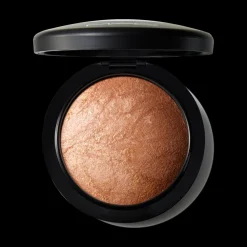 Contornos | Polvos*MAC Global Glow Iluminador Mineralize Skinfinish