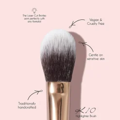 Brochas*Karla Cosmetics Highlighter Brush