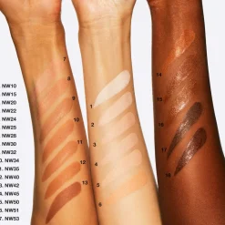 Correctores*MAC NW25 Studio Fix 24-Hour Smooth Wear Concealer