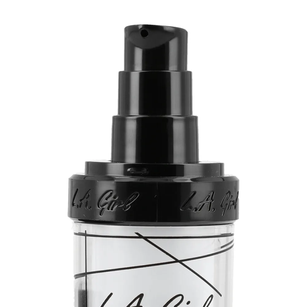 Bases*LA Girl - Exclusiva online Pro Coverage Illuminating Foundation