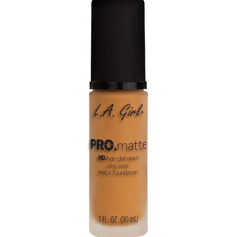 Bases*LA Girl - Exclusiva online PRO. Matte Foundation Golden Bronze