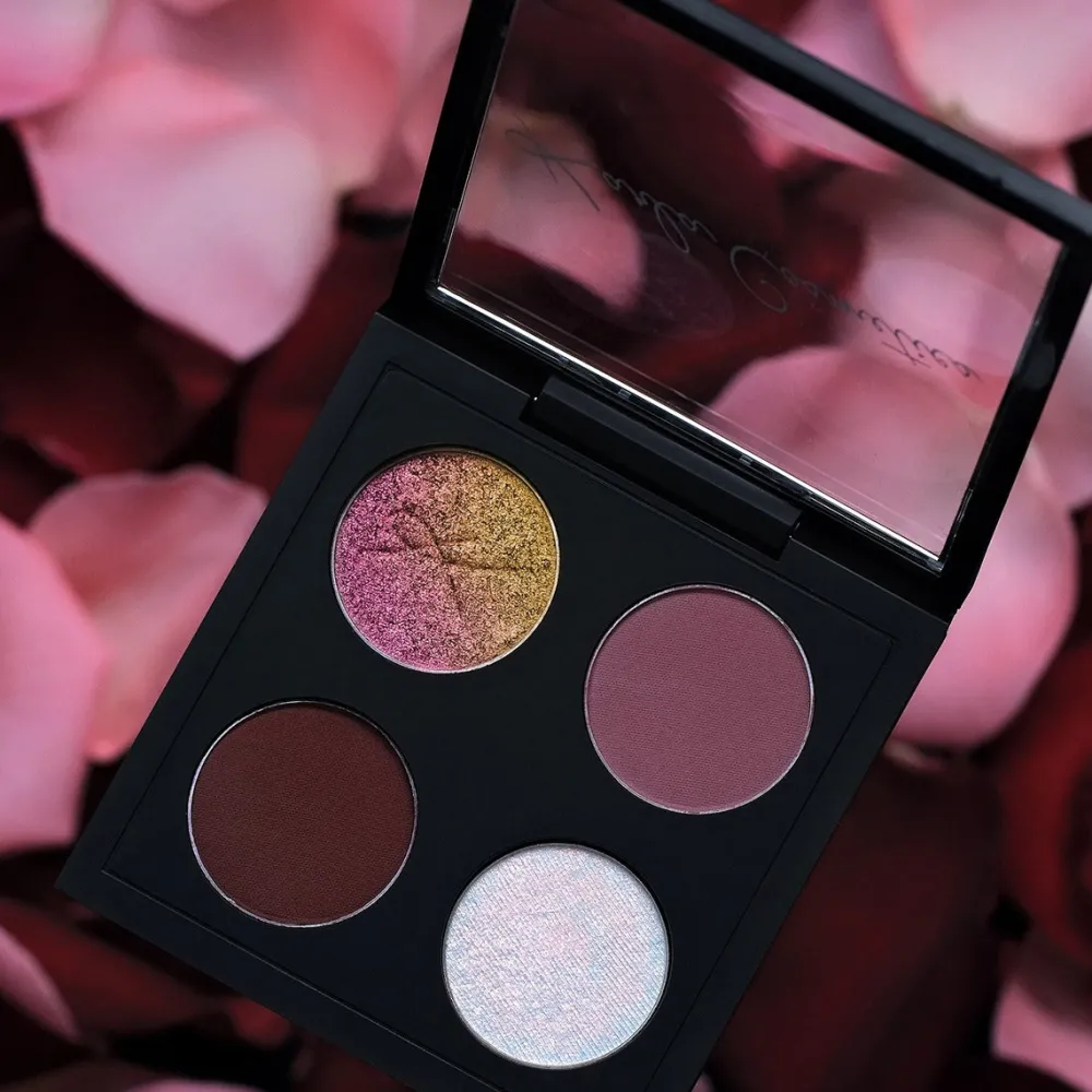 Sombras*Karla Cosmetics Romance Quad Palette
